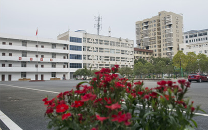 武汉市第二卫生学校教学楼