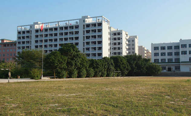 湛江中医学校