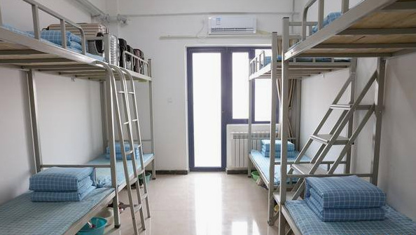 重庆医药学校寝室环境、宿舍图片