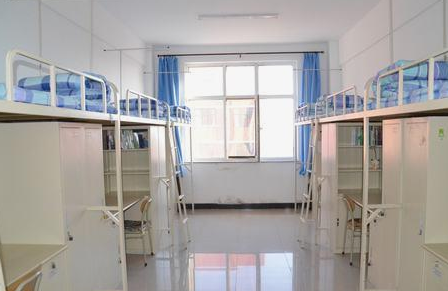 黑龙江省鹤岗卫生学校寝室环境、宿舍条件图片