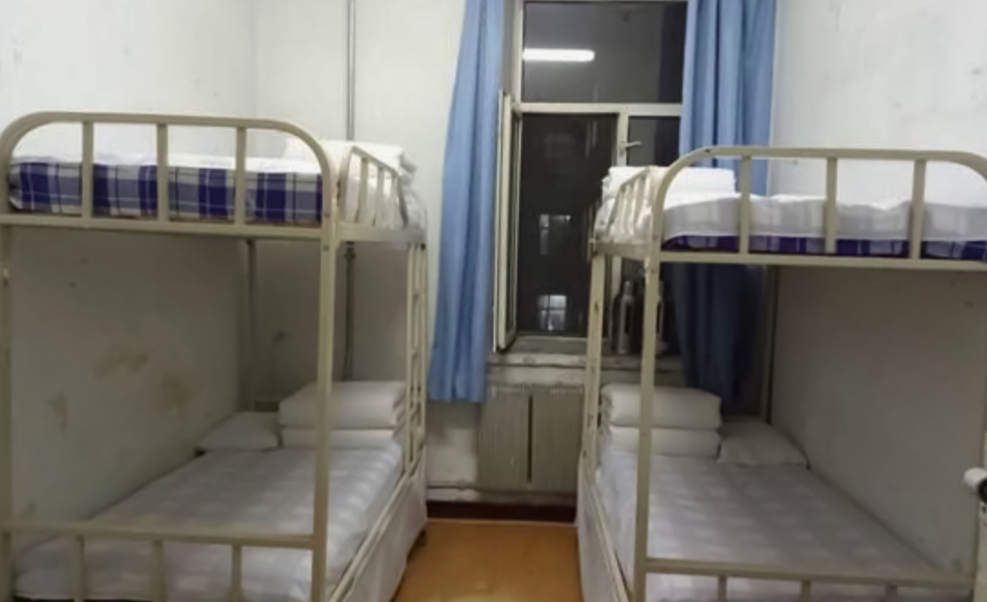 赤峰卫生学校寝室环境、宿舍条件图片