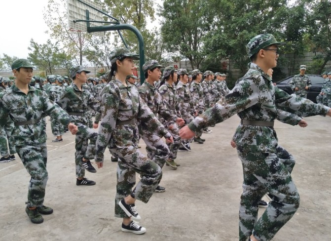 重庆光华女子职业中等专业学校