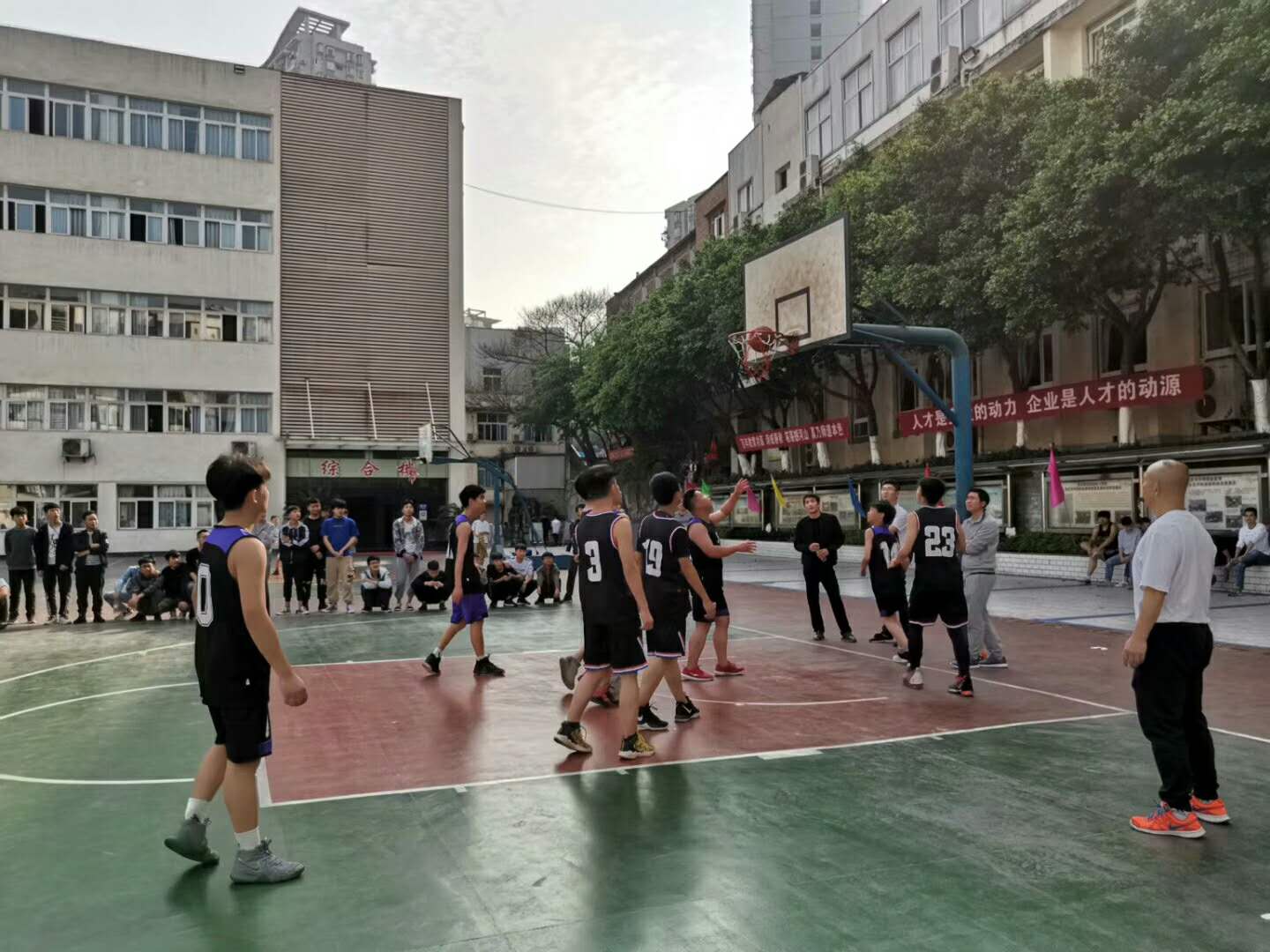 重庆建筑学校 重庆建筑学校