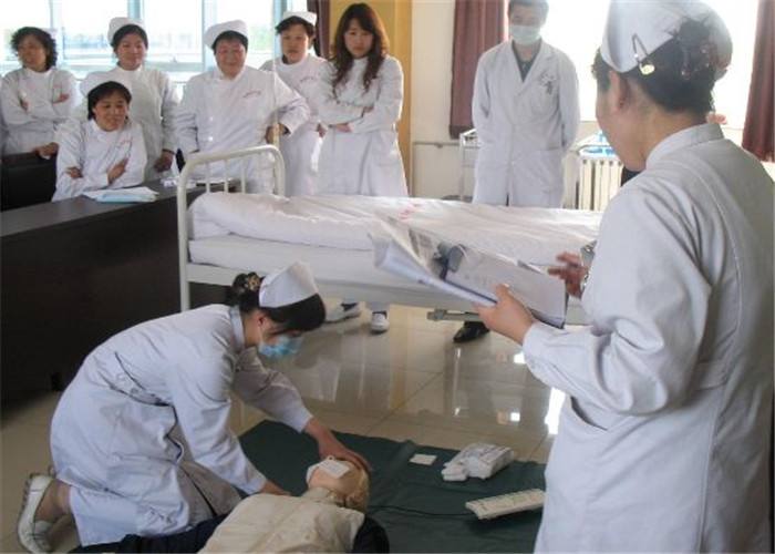 读重庆卫校都有什么前途呢 读重庆卫校都有什么前途呢