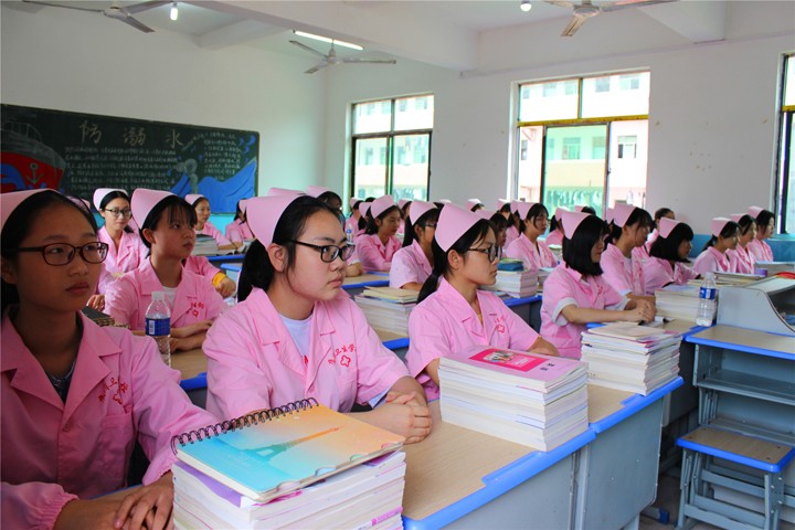 鹰潭卫生学校招生简章 鹰潭卫生学校招生简章