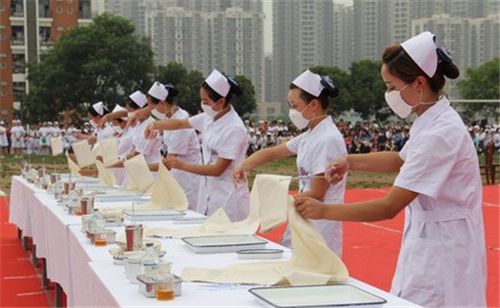 2020年重庆女生上什么卫校好 2020年重庆女生上什么卫校好