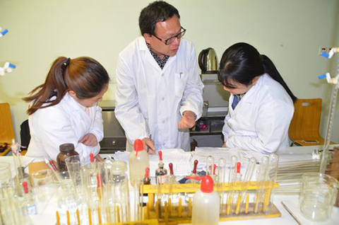 06<a href='http://www.cqxyyc.com/majorDetails/1219.html' style='color:#a033d9'>药剂</a> (8).jpg