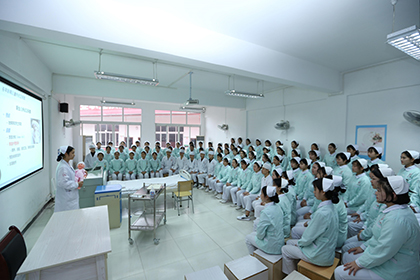 重庆2022年读卫校有什么要求？