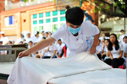 重庆沙坪坝的卫校有哪些专业适合男生? 重庆沙坪坝的卫校有哪些专业适合男生?