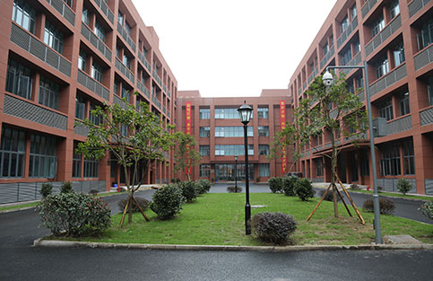 重庆人文艺术职业学校 重庆人文艺术职业学校